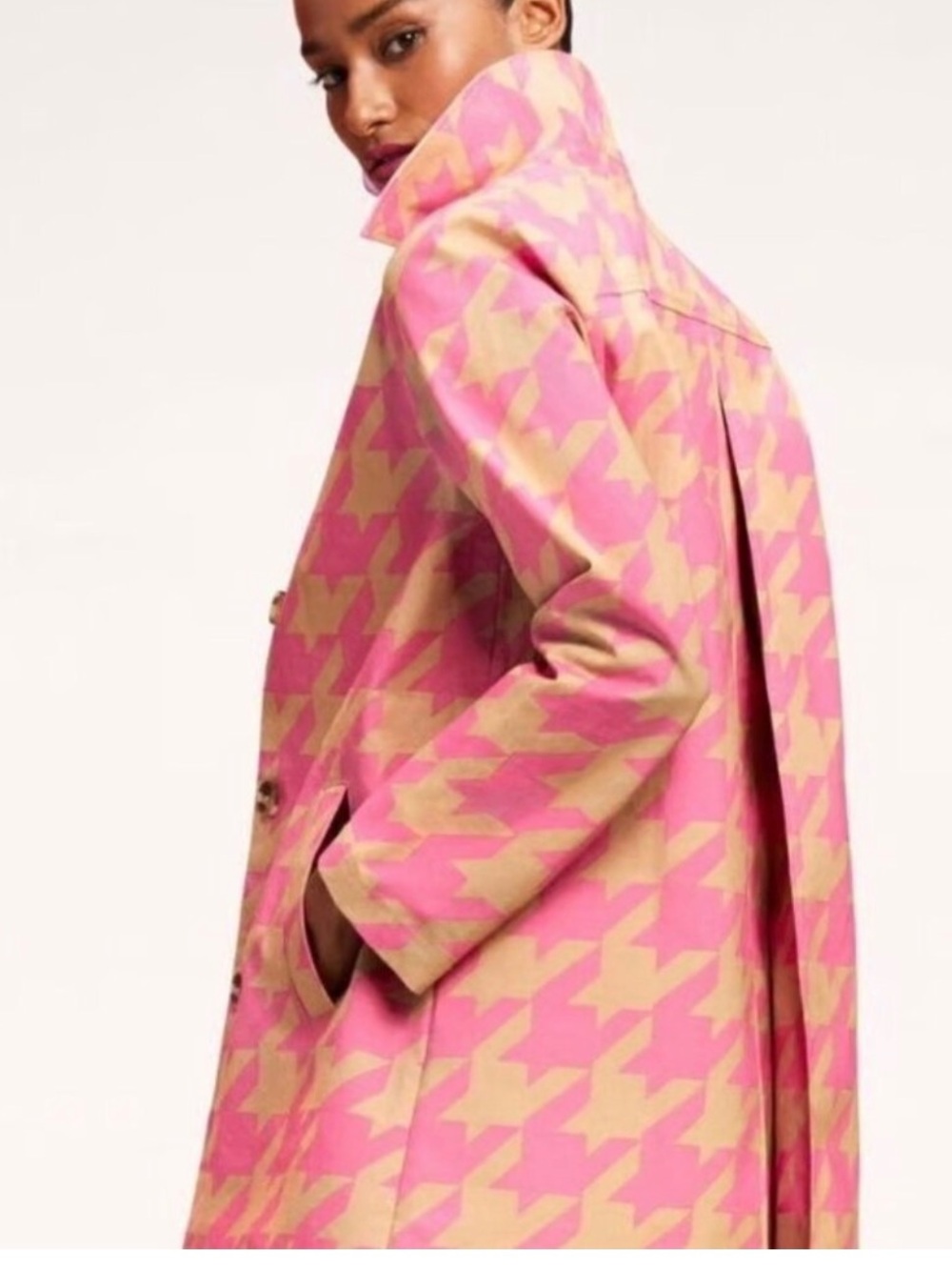 Isaac Mizrahi Pink and Tan Houndstooth Coat